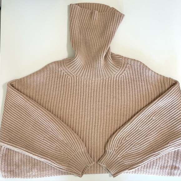 Aritzia Babaton Guell Funnel Neck Sweater Merino Wool Slouchy Turtleneck Camel L - Picture 10 of 16